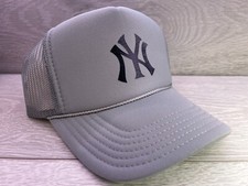 NEW YORK YANKEES GRAY HAT 5 PANEL HIGH CROWN TRUCKER SNAPBACK THROWBACK