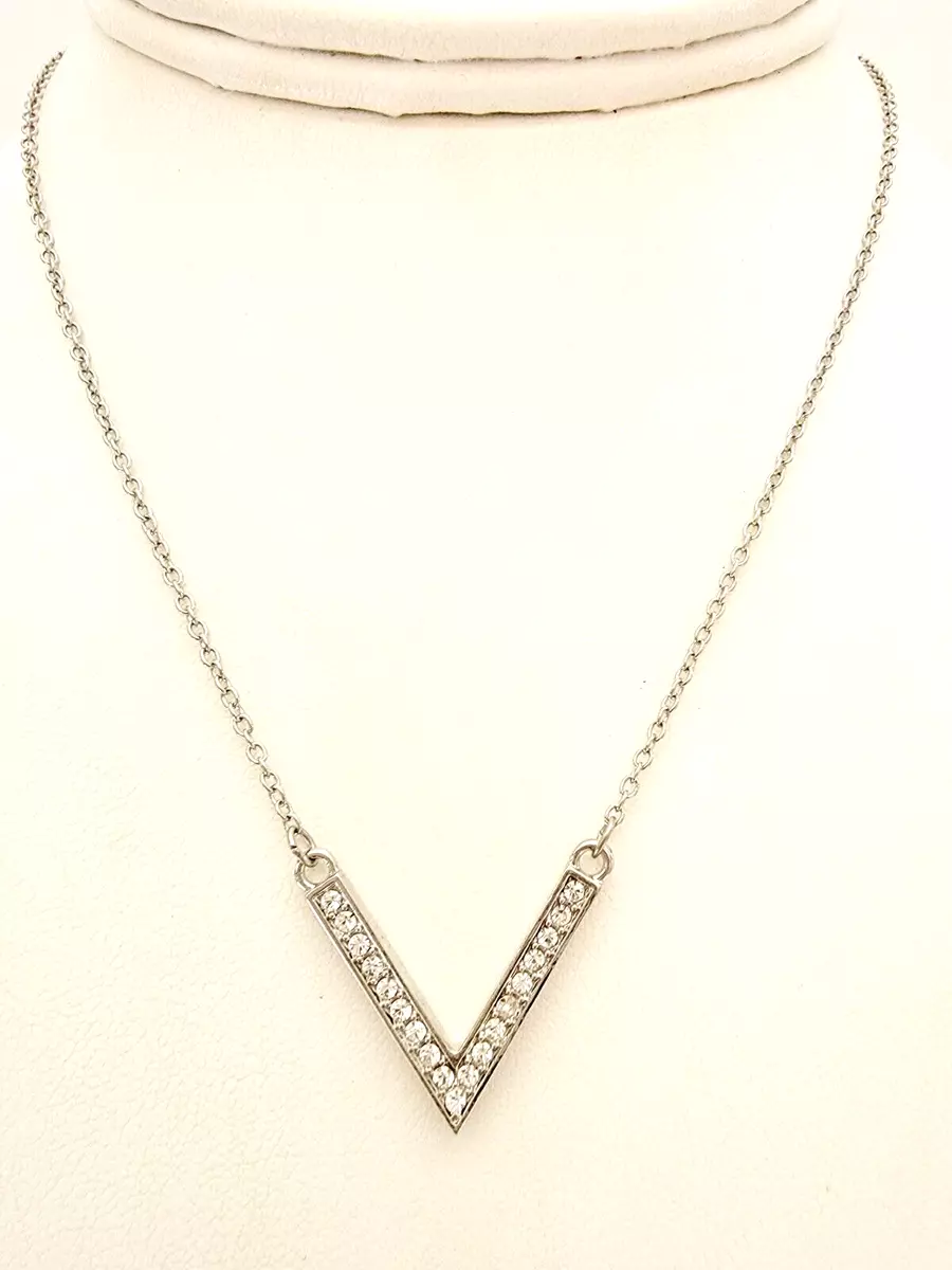 V shape pendant deals