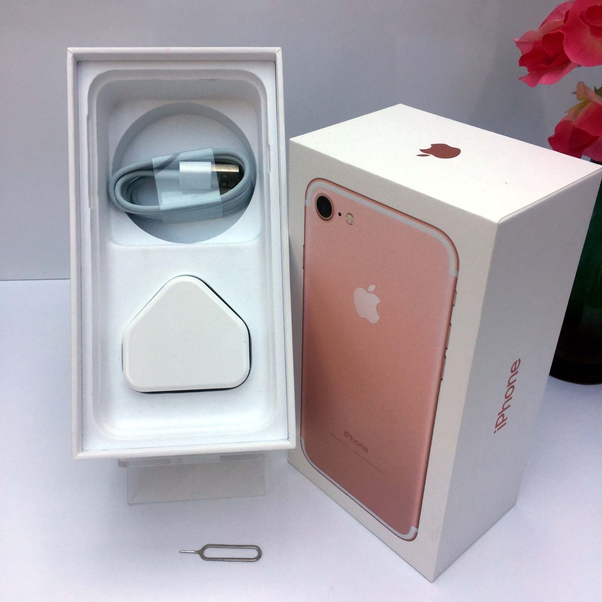 Original iPhone 7 box only with Accessories 32GB 128GB 256GB Original iPhone 7 box only with Accessories 32GB 128GB 256GB