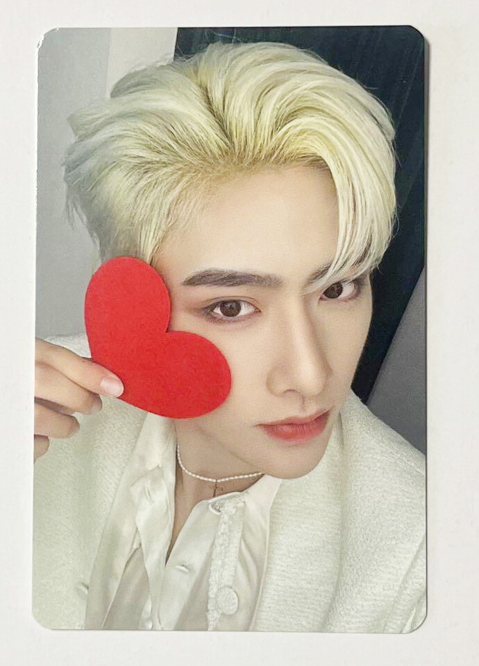 ZEROBASEONE FAN-CON 2023 ZB1 MD SP Official Photocard Heart ver