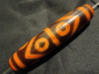 Good Quality Rare Tibetan Natural Agate Dzi 8Eyed Bead RR092