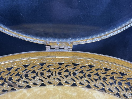 Vintage Jewelry Box Casket Hollywood Regency Gold Ormolu Bevel Glass Oval 7” - Picture 13 of 24