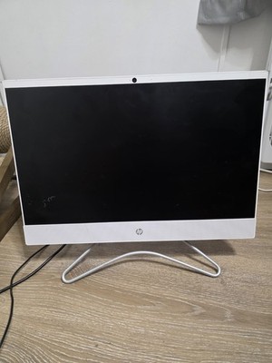 HP 22-c0009na 21.5'' Intel  Core  i3 All-in-One PC  1 TB HDD,  SCREEN CRACKED