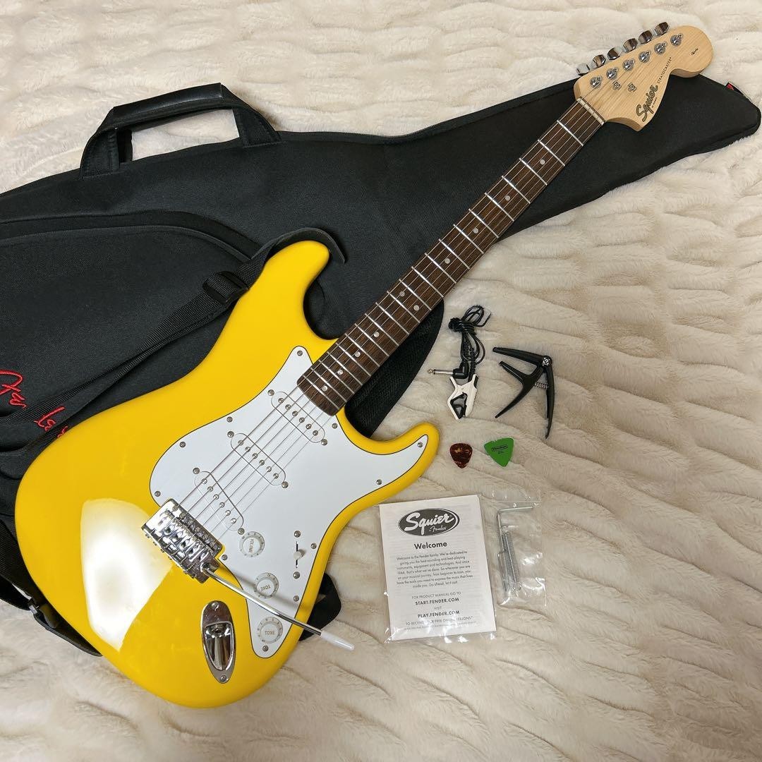 Squier Affinity Stratocaster エレキギター イエロー Squier Affinity Series Electric Guitar Stratocaster Graffiti