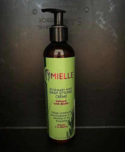 Mielle Rosemary Mint Daily Styling Hair Cream Biotin Moulding/Shaping 240ml