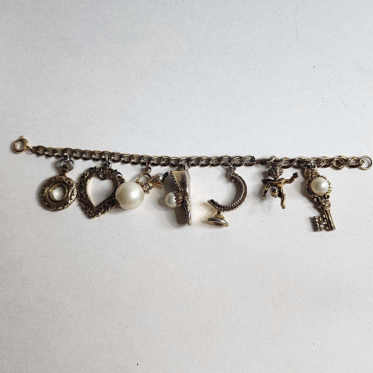 Vintage Gold Tone Charm Bracelet Watch Swiss Quartz Heart Crystal Shoe Dangle Vintage Gold Watch & Heart Charm Bracelet | Mercari main image 4