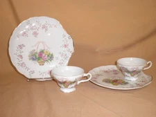 VTG LIPPER & MANN BRISTOL GARDEN LUNCHEON/SNACK PLATES & 4 OZ FOOTED CUPS 2 SETS