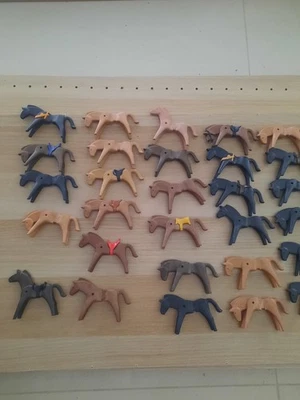 Lot Chevaux Playmobil Vintage - Photo 1/3