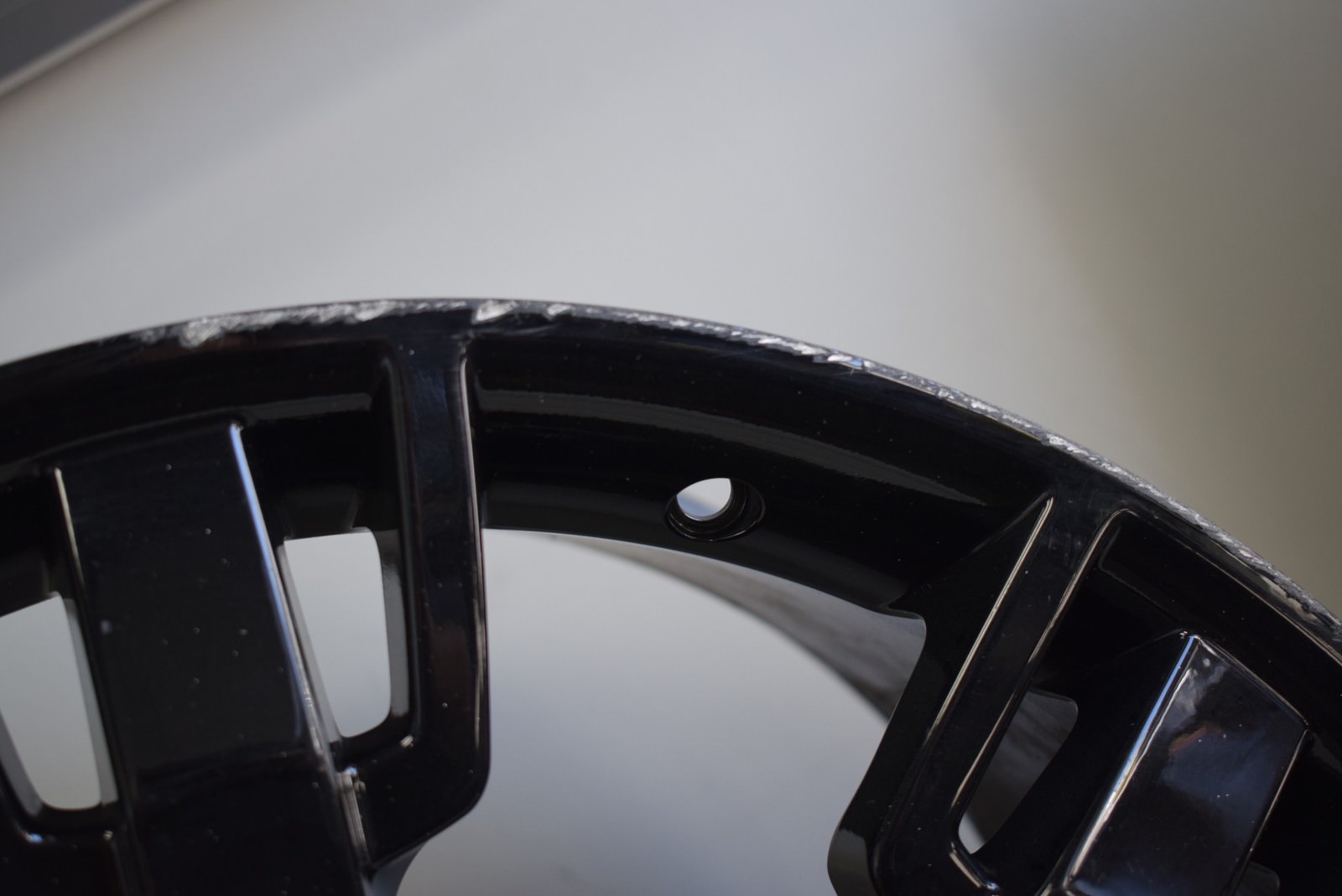GENUINE MASERATI BLACK 20'' INCH 10.5JX20 FACTORY OEM WHEEL RIM OEM