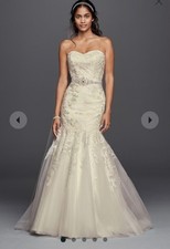 Women’s size 18W Jewel Lace Wedding Dress with Sweetheart Neckline