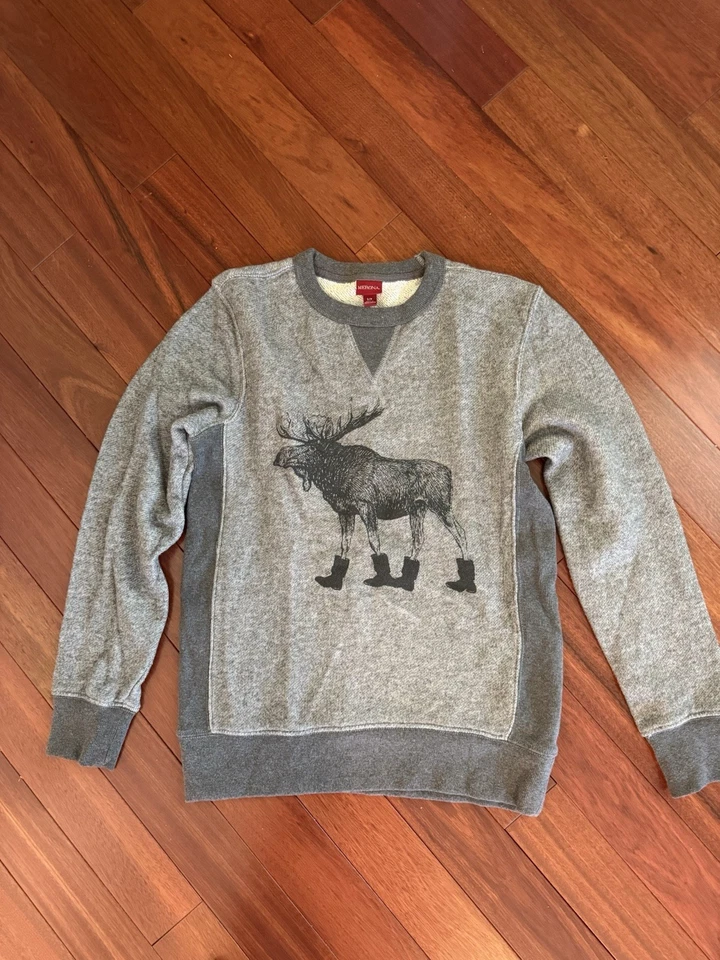 MERONA Women's Sweatshirt SZ S/P Gray Deer W Boots Meas. Bust 40 In Length 25 In - Image 2 of 4