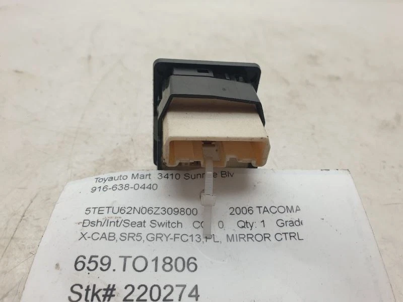 Toyota Tacoma SR5 2006 cabina extendida espejo retrovisor interruptor de control  Foto 2 de 4