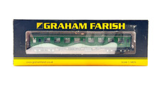 GRAHAM FARISH N GAUGE - 374-011 - MK1 SO SECOND OPEN COACH BR GREEN (SR) BOXED