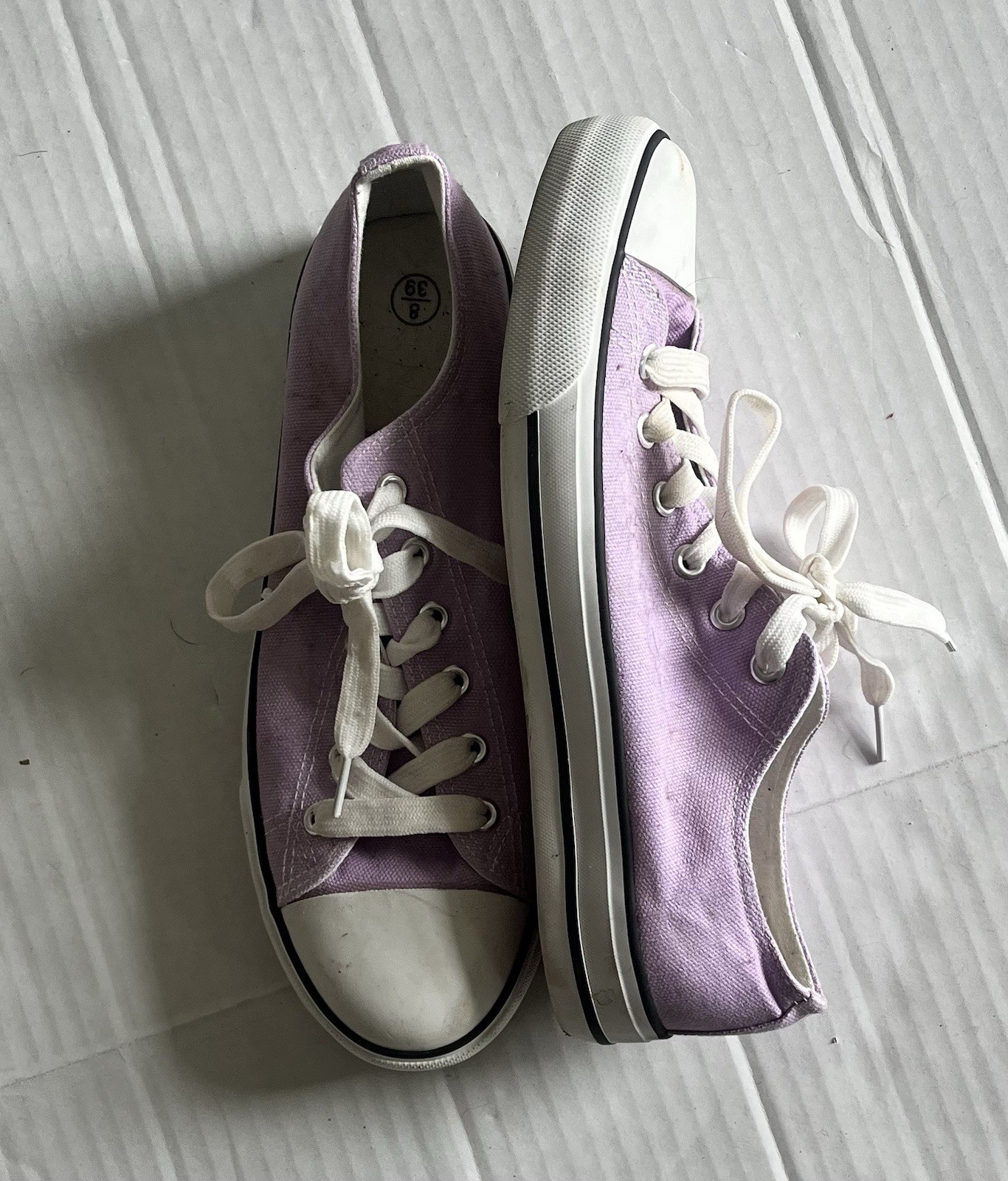ZGR Women’s Canvas Low Top Sneaker Lace-up Classic Casual Shoes lavender Size 8