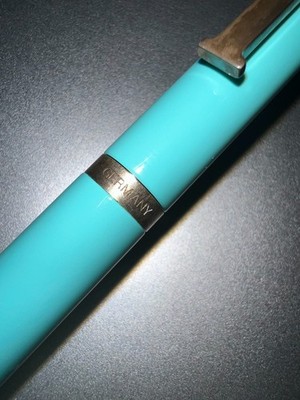 Tiffany & Co. T Clip Twist Ballpoint Pen Classic T Tiffany Blue