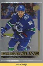 2018-19 Upper Deck Young Guns Silver Foil Adam Gaudette #205 READ 0zu