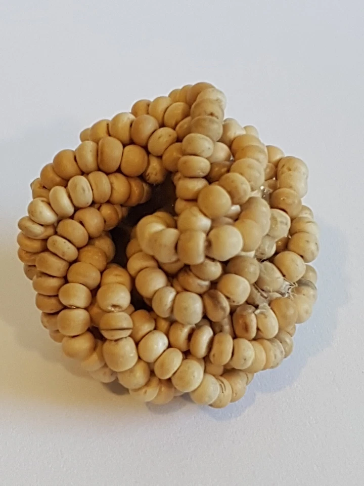 Vintage Wood Seed Bead Knot Clip On Kitsch Statement Costume Fashion Earrings - Image 3 of 4