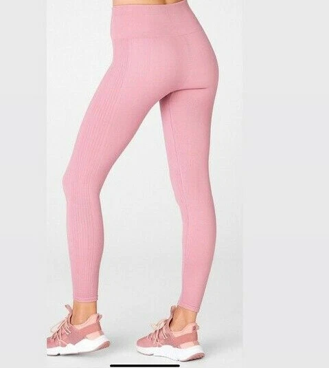 Fabletics top pink leggings