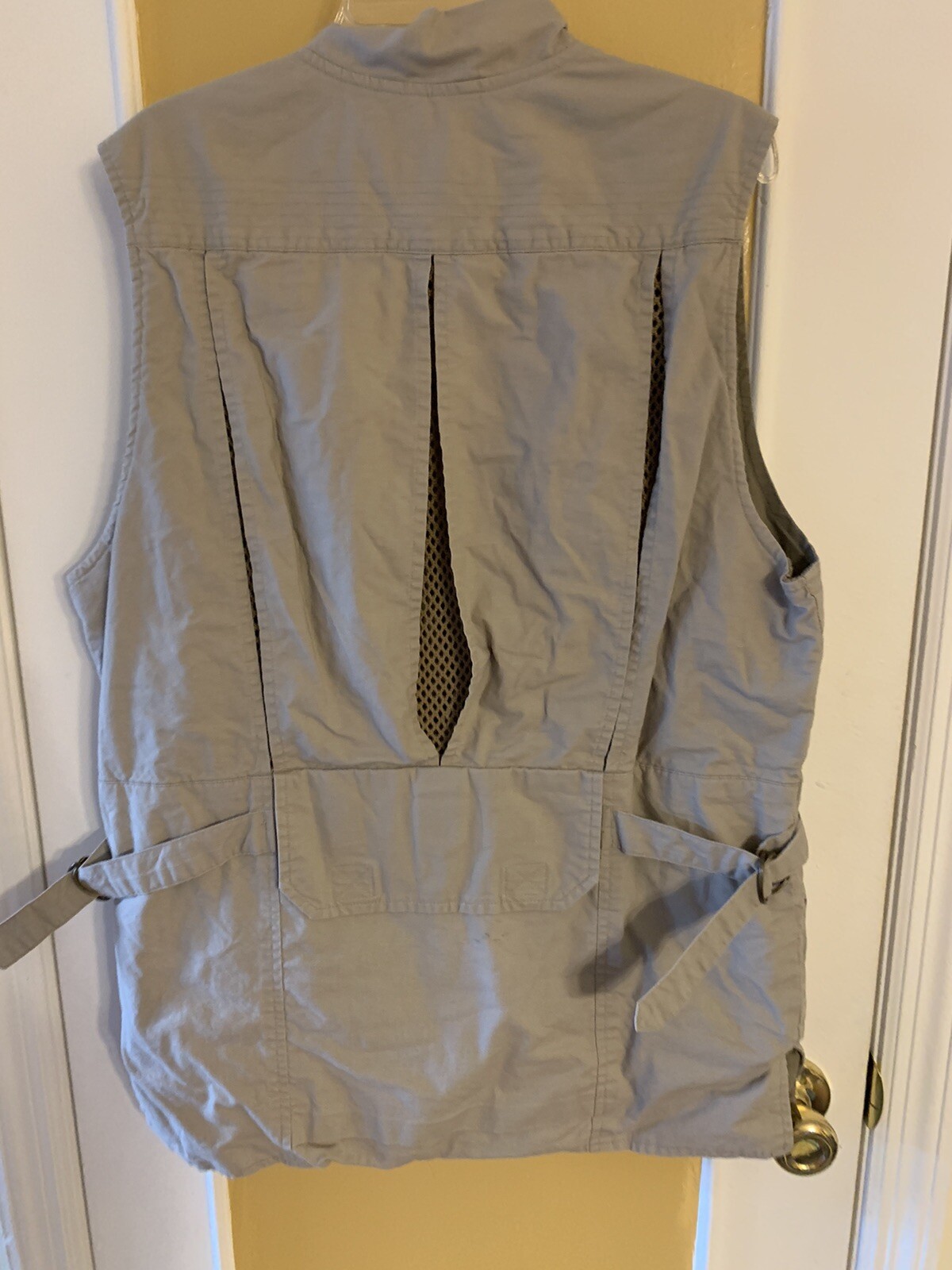 Cabelas Mens Safari Series Fishing Vest Vented Cotton… Gem