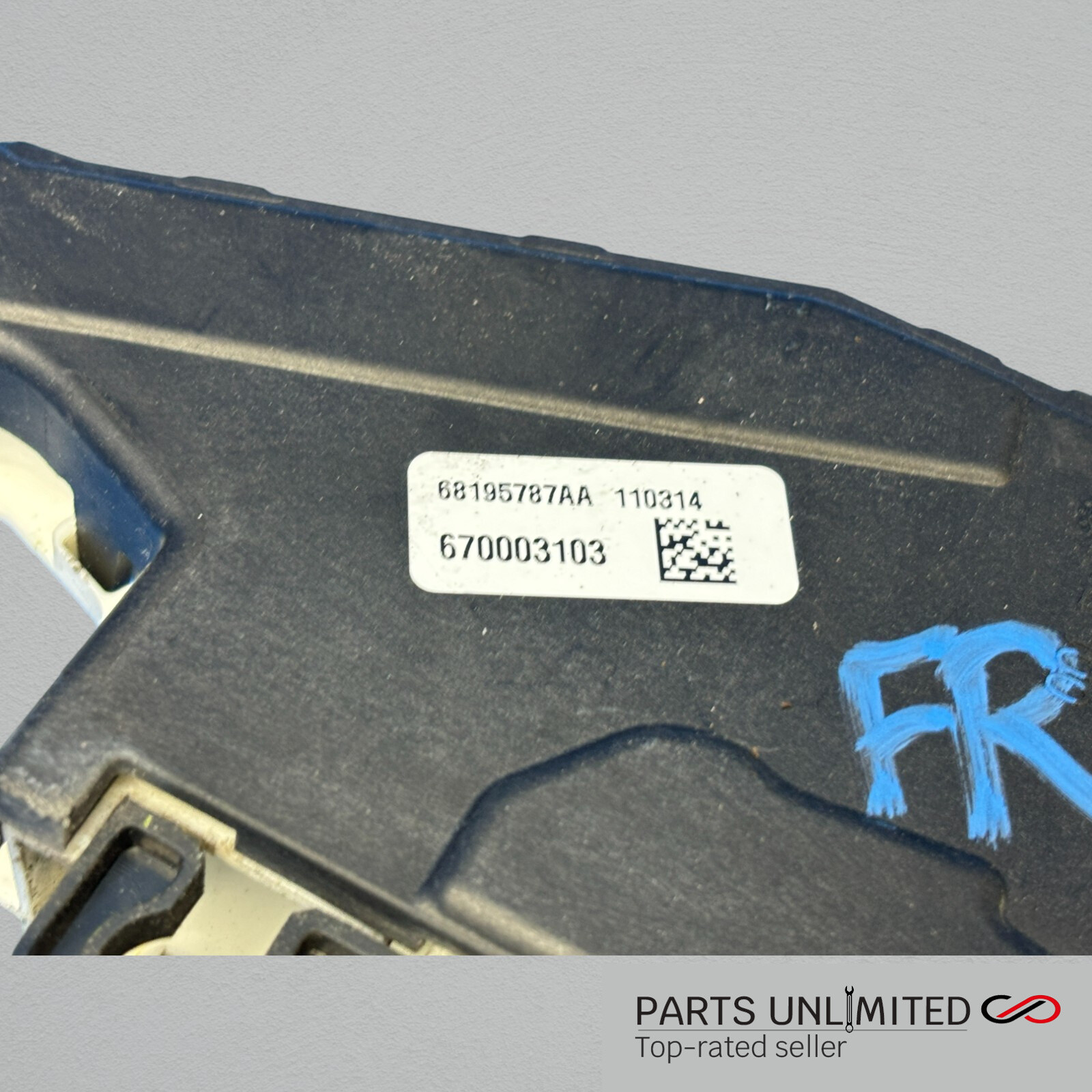 14-17 Maserati Ghibli M157 OEM Front Right side door lock latch motor actuator