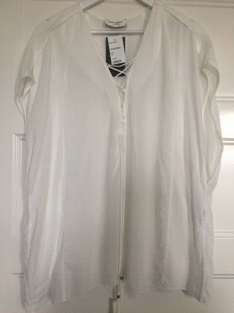Camicia da donna bianca nuova con etichette $1990 Saint Laurent Paris viscosa taglia F38 Italia