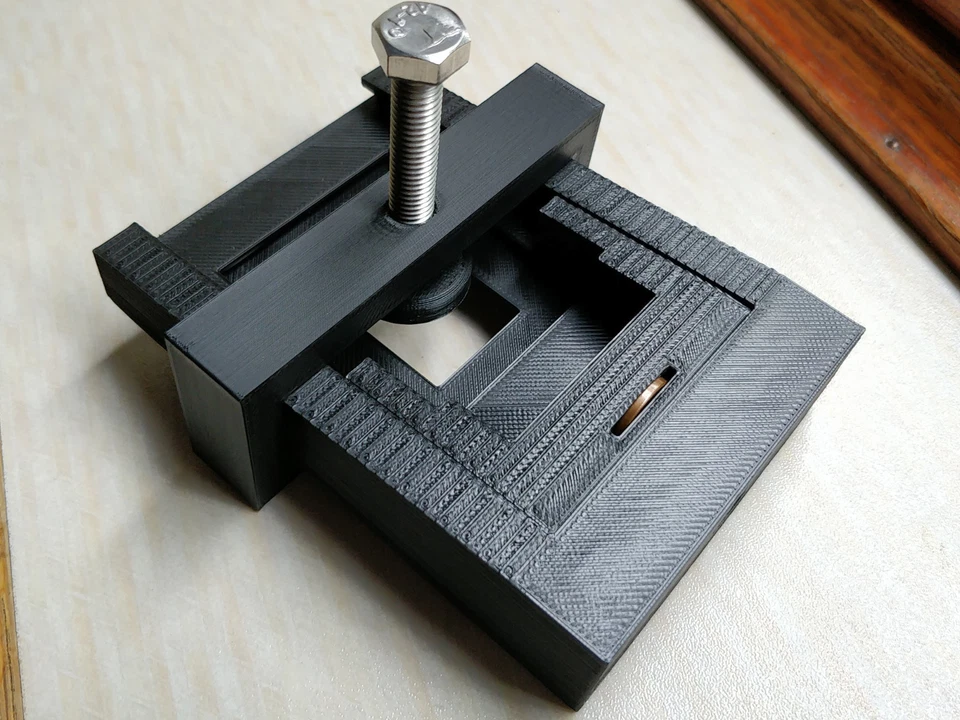 Forte CPU Delid & Relid Tool Intel 2066 - Skylake-X/Kaby Lake-X - NUOVO - Immagine 3 di 3