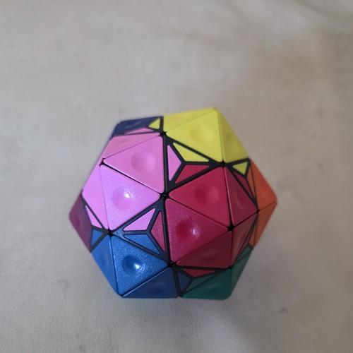 Meffert's 12-Color Dogic