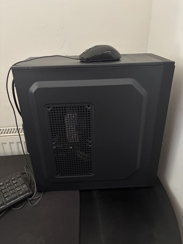 Custom Gaming PC - Ryzen 5 3600x - RTX2060 6GB - 16GB DDR4 RAM - 1TB HD - 225SSD - Picture 5 of 13
