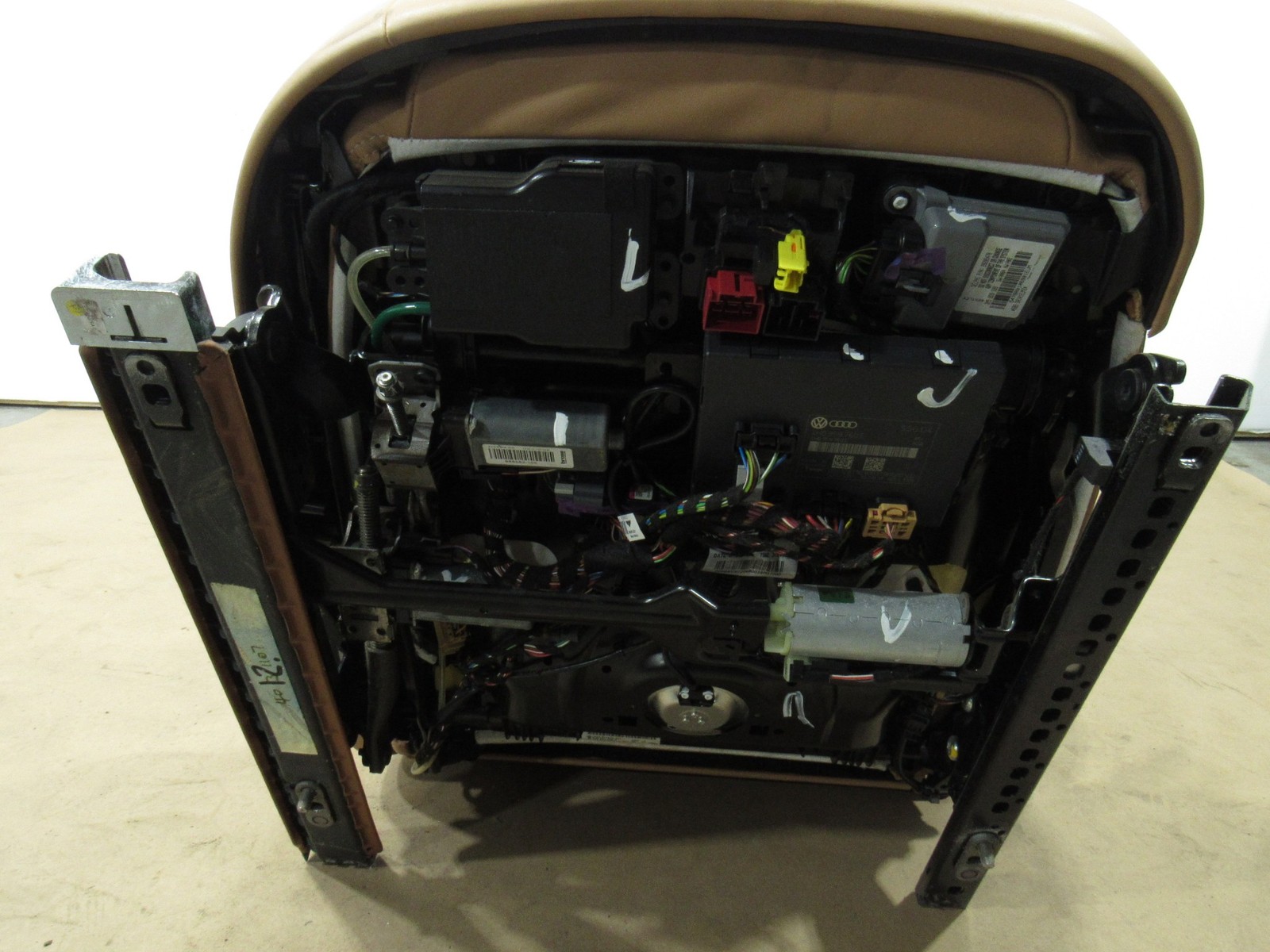 10-20 Bentley Mulsanne 2012 Front Right Passenger Upper Lower Seat Assembly ;Y2