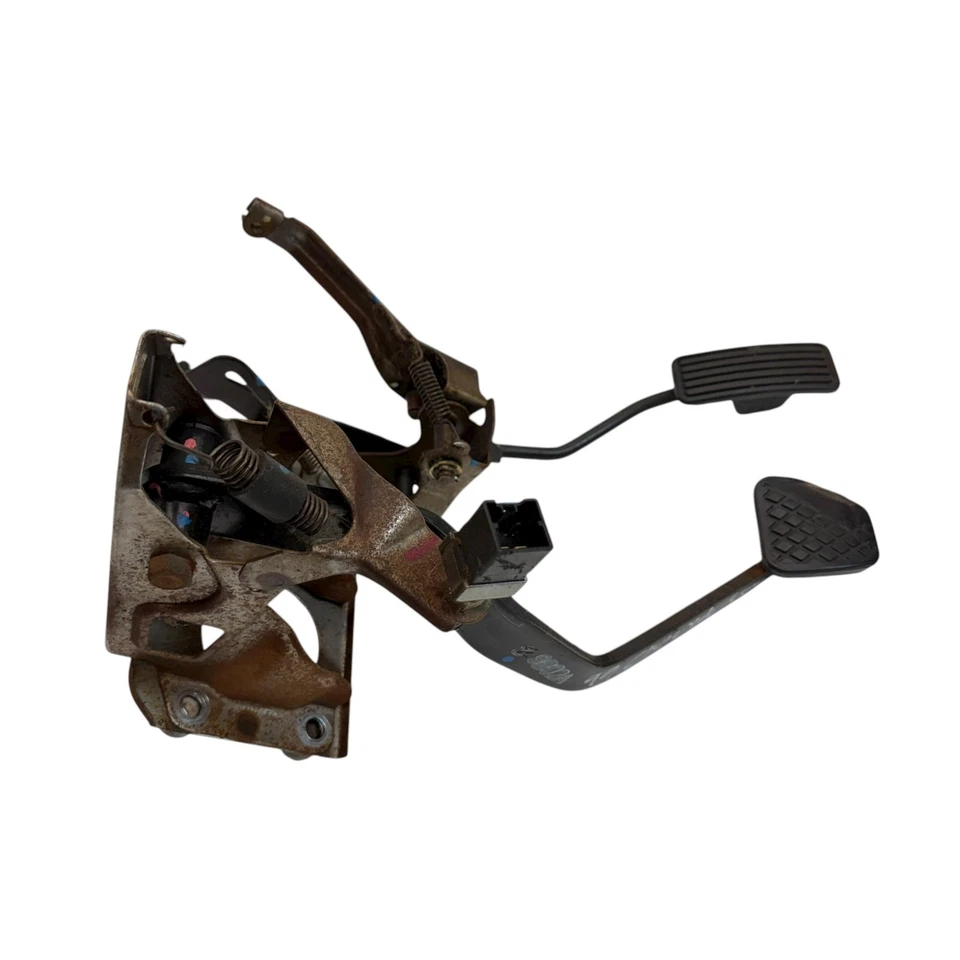 1999 Honda Civic 4 Door Sedan 5 Speed Clutch Brake Gas Accelerator Pedal 96 97 - Image 2 of 4