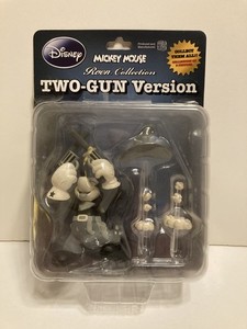 Disney Two-Gun Mickey Mouse Figure Medicom Toy Ultra Detailed Roen Collection