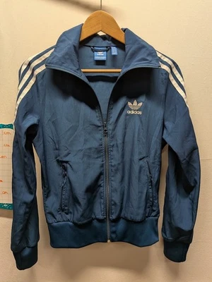 Veste marine et logo coloré 36 Adidas x Farm Compagny - Photo 1/4