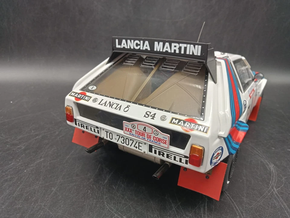 Lancia Delta S4 rally Tour de Corse 1986 1/18 Autoart - Immagine 4 di 4