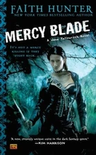 Mercy Blade (Jane Yellowrock, Book 3) - Mass Market Paperback - GOOD