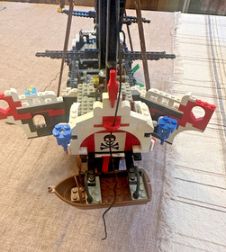 LEGO Pirates: Skull's Eye Schooner (6286) - Complete Set w/Instructions + extras