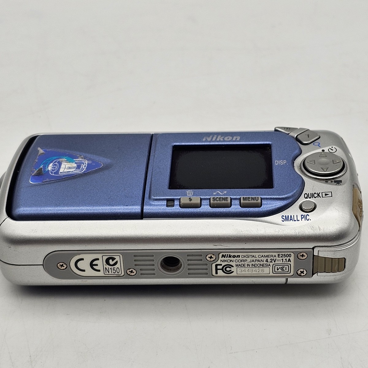 Nikon Coolpix E2500 2.0MP Compact Digital Camera With Battery