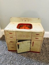 Vintage 1940's Wolverine Tin Toy Sink