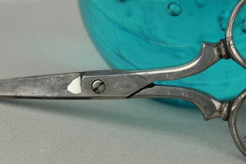 True Vintage 4x Small Scissors Solingen Steel 1900 - 1930 - Picture 9 of 10