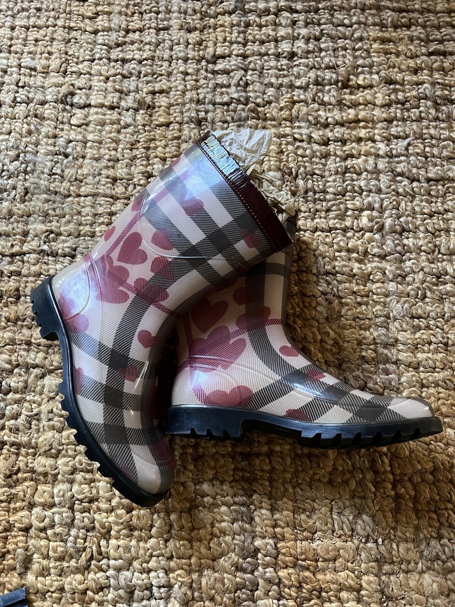 Burberry Haymarket Rubber Rain Winter Lug Sole Boots With