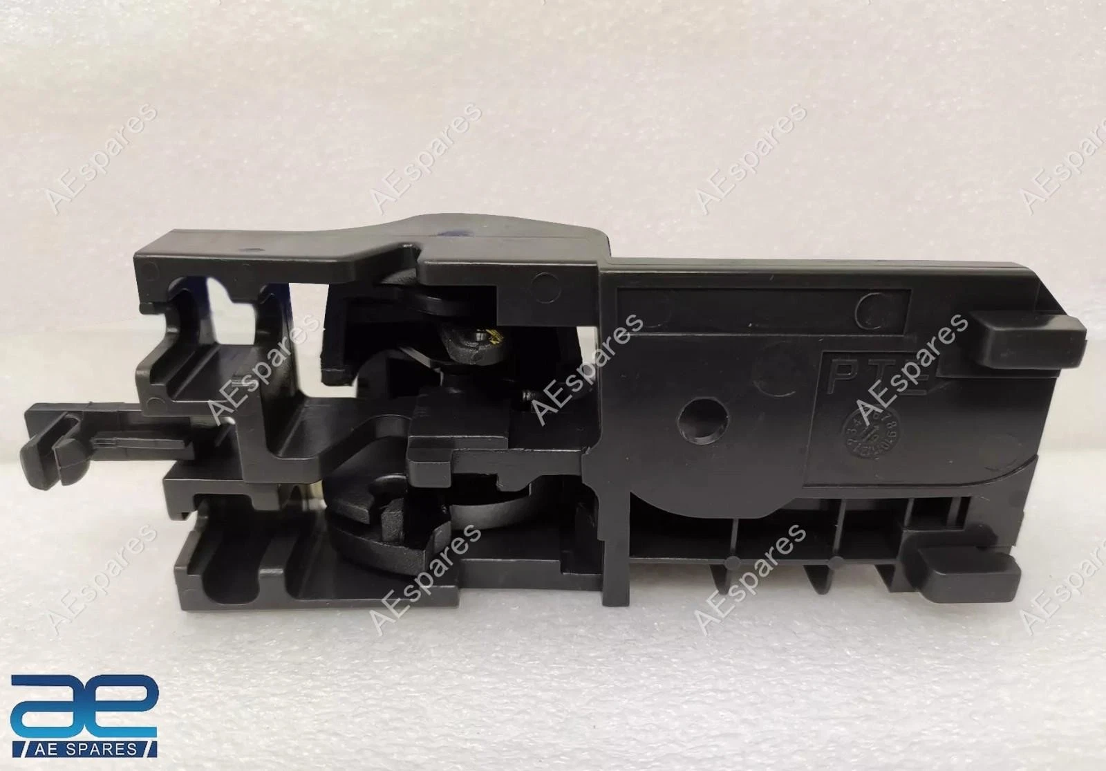 Interior Door Handle RH For Suzuki Swift 2007-2011 Swift Dzire 2010-2012 view 2