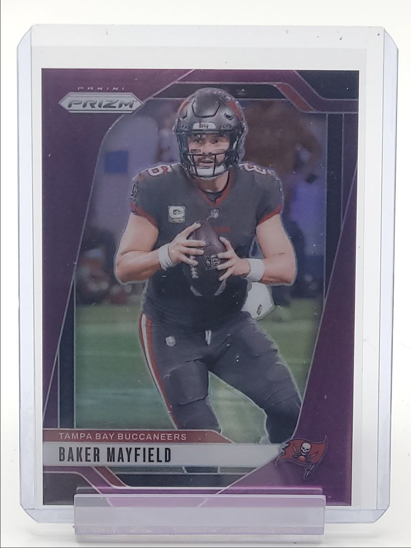 BAKER MAYFIELD 2024 PANINI PRIZM FOOTBALL PURPLE BUCCANEERS /125 Q0114