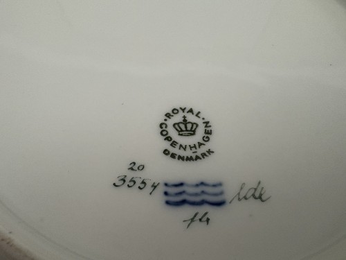 Pair Of Royal Copenhagen FLORA DANICA Pierced Plate 1st Qual MINT - Picture 9 of 23