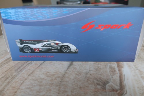 Audi R18 TDI - WINNER LE MANS 2011 - Die Cast MODEL By SPARK W/ Box Needs Repair - Picture 13 of 15