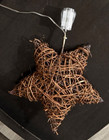 Rustic Rattan Handmade Vine Wicker Christmas Tree Topper Star Plug-In Light — photo 2