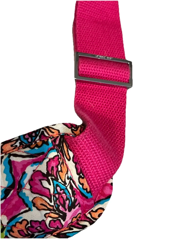 Vera Bradley Weekender Pink Floral Large Travel Bag Carry-On - Image 3 of 4