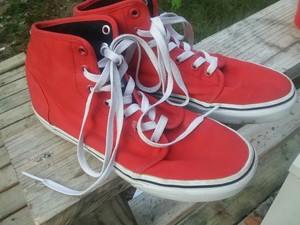 vans high tops mens red