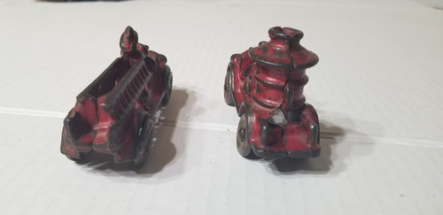 2-Vintage 1930s AC Williams 3.5" Cast Iron Steamer Pumper & Ladder Fire Truck O1 - Picture 6 of 7