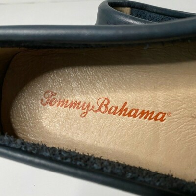 Tommy Bahama Men display picture 1