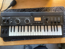 Korg microKORG XL+ Synthesizer/Vocoder - Case Included - Excellent condition