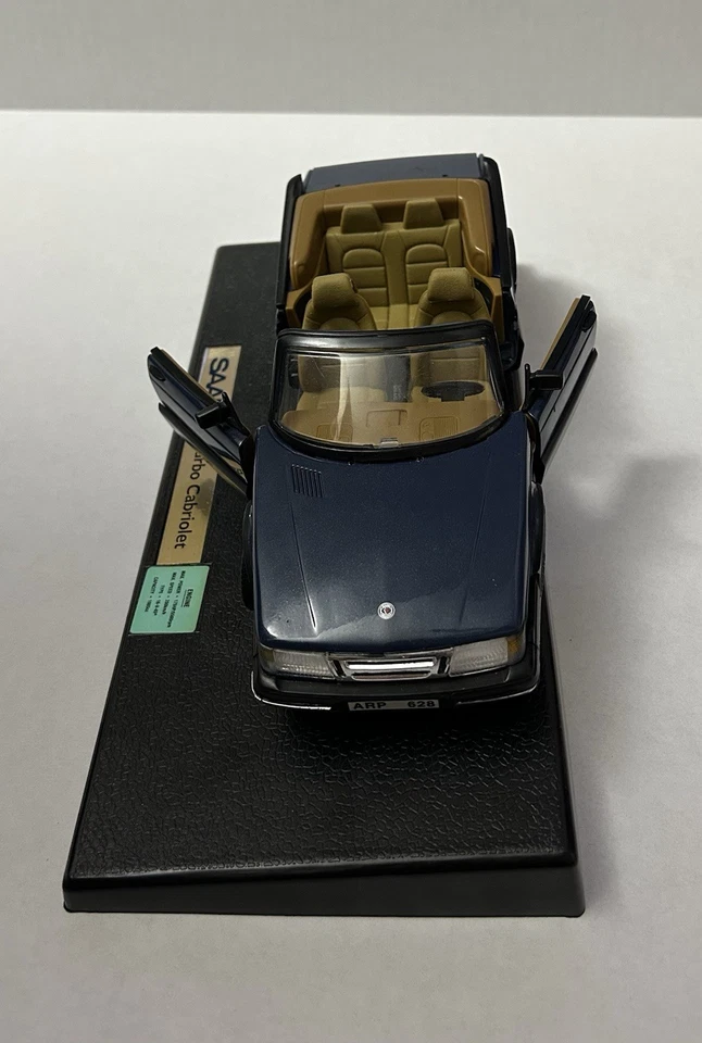二手状况完好 Anson Saab 900 涡轮敞篷车,海军蓝,模型车,可转换比例 1: 18 — 第 4/4 张图片